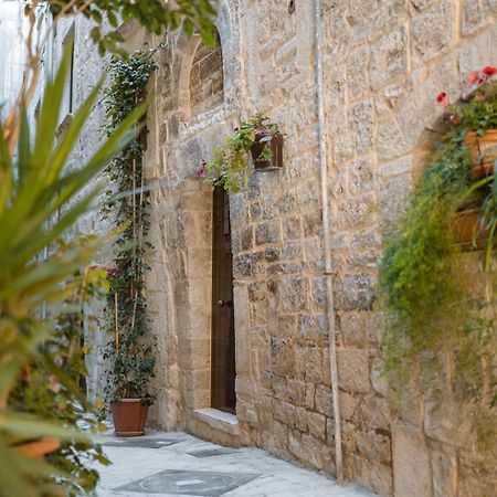 La Piccola Torre Hotel Bisceglie Exterior photo